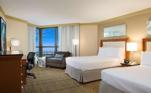 DoubleTree by Hilton Hotel Miami Airport & Convention Center - image 37