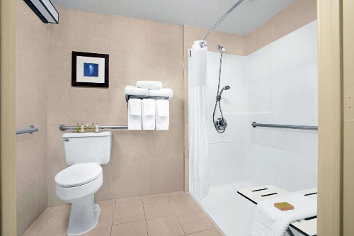 DoubleTree by Hilton Hotel Miami Airport & Convention Center - image 38