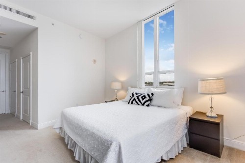 Dadeland Towers by Miami Vacations - image 9