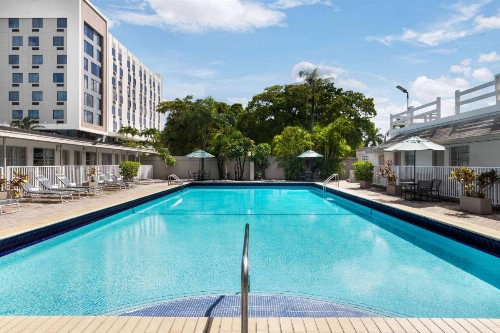 Days Inn by Wyndham Miami Airport North - image 10