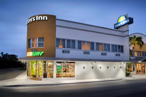 Days Inn by Wyndham Miami Airport North - image 33