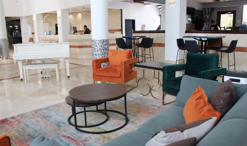 Regency Miami Airport - image 20