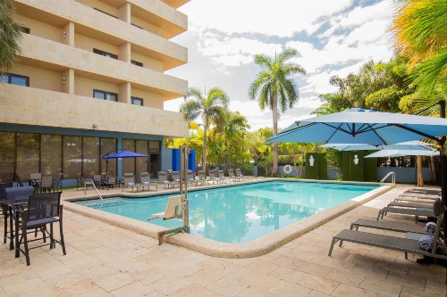 Regency Miami Airport - image 37