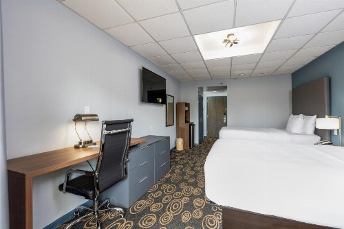 Regency Miami Airport - image 41