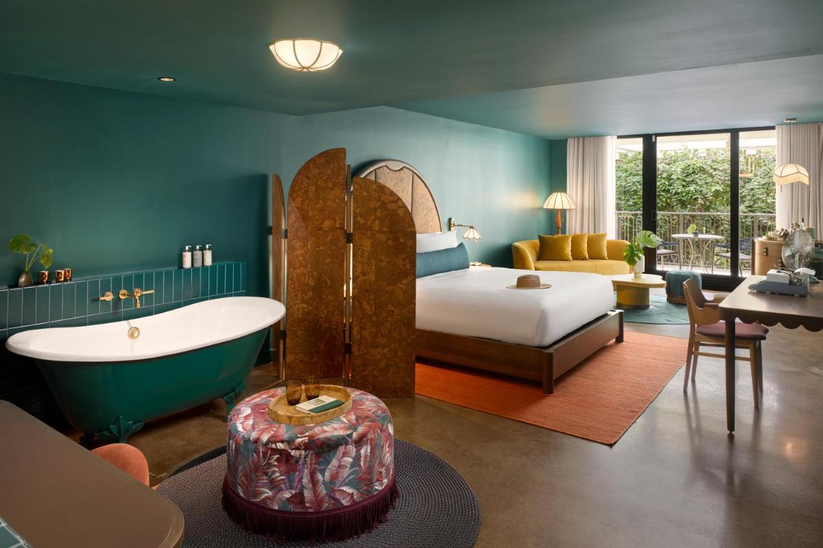 The Mayfair at Coconut Grove - image 4