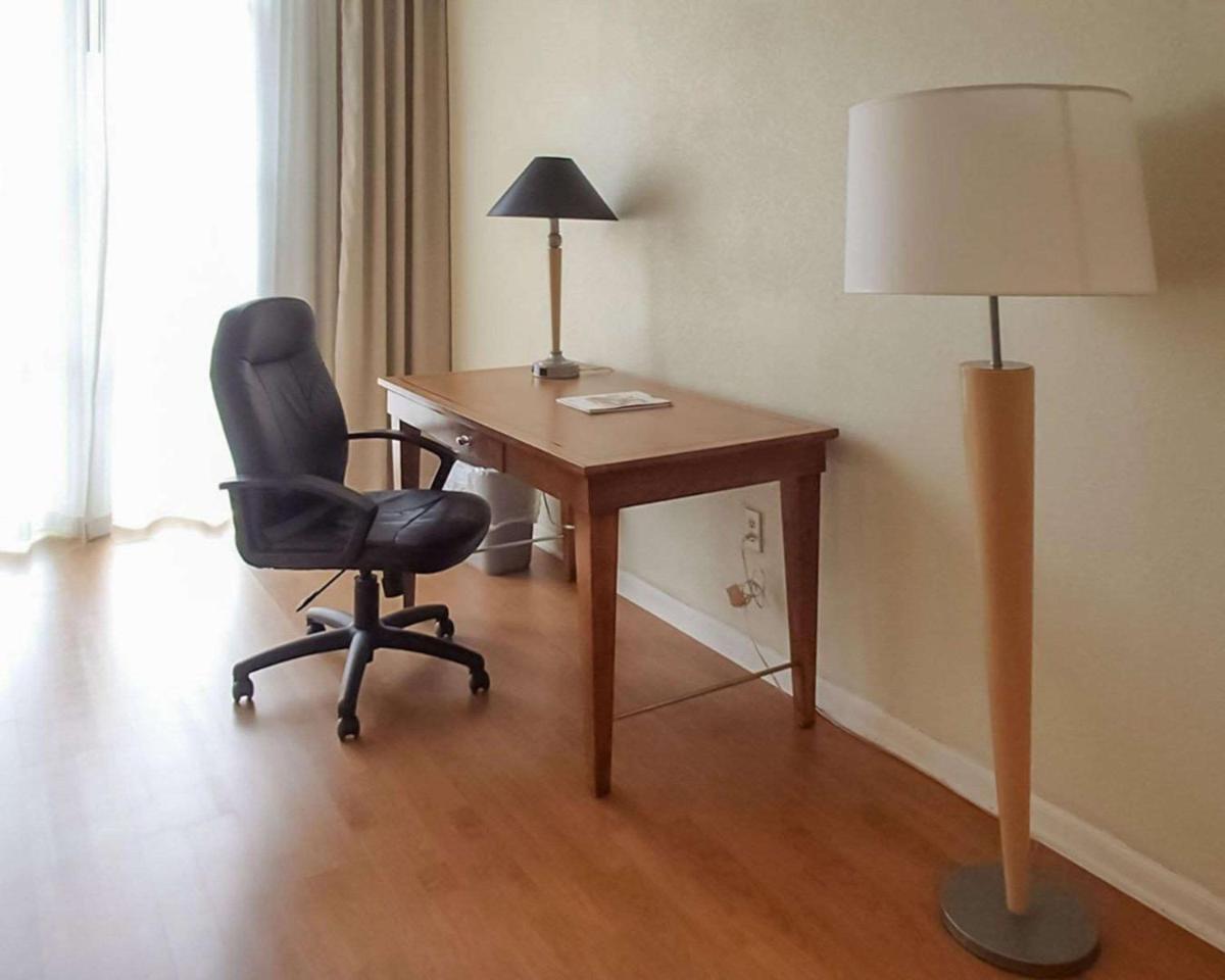 Rodeway Inn South Miami - Coral Gables South Miami - image 6