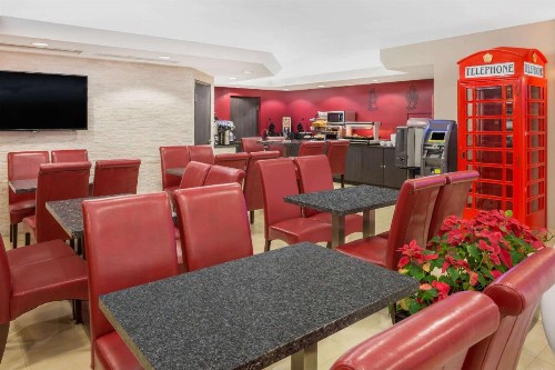 Ramada by Wyndham Miami Springs/Miami International Airport - image 3