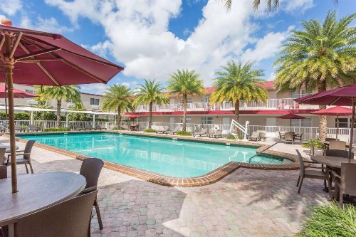 Ramada by Wyndham Miami Springs/Miami International Airport - image 39