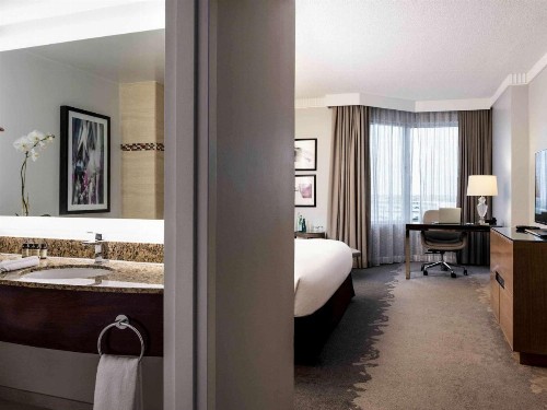 Pullman Miami Airport - image 23