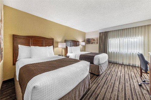 Best Western Plus Windsor Inn - image 33