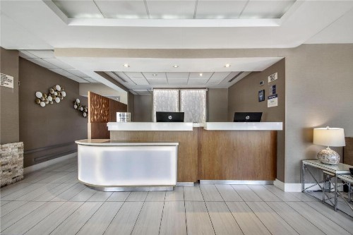 Best Western Plus Windsor Inn - image 5