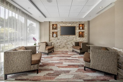 Best Western Plus Windsor Inn - image 6