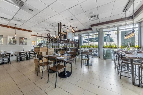 Best Western Plus Windsor Inn - image 7