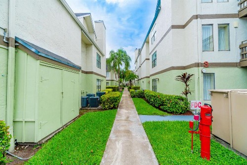 Doral Inn & Suites Miami Airport West - image 43