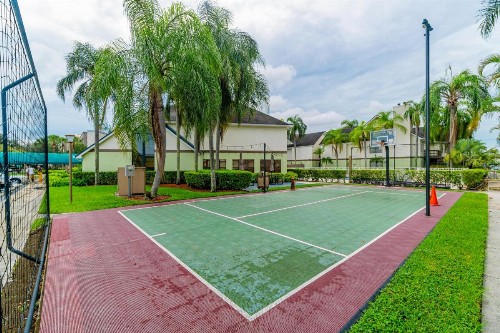 Doral Inn & Suites Miami Airport West - image 5