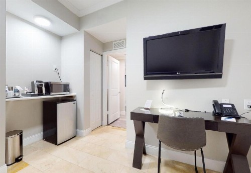 Nuvo Suites Hotel - Miami / Doral - image 23
