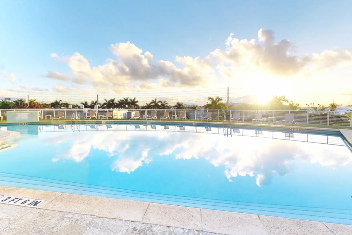 Nuvo Suites Hotel - Miami / Doral - image 7