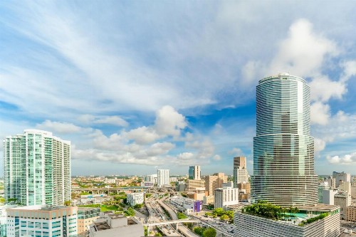 Hyatt Regency Miami - image 12