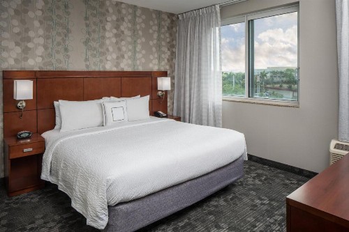 Courtyard by Marriott Miami West/FL Turnpike - image 3