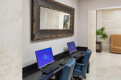 Holiday Inn Hotel Port of Miami-Downtown an IHG Hotel - image 27