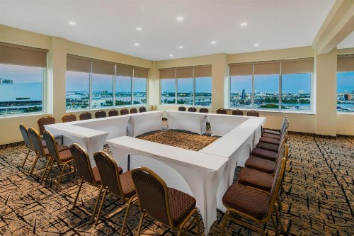 Holiday Inn Hotel Port of Miami-Downtown an IHG Hotel - image 31