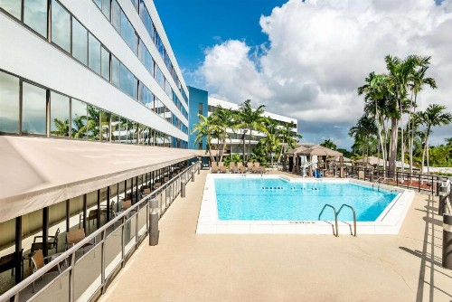 Sonesta Miami Airport - image 25
