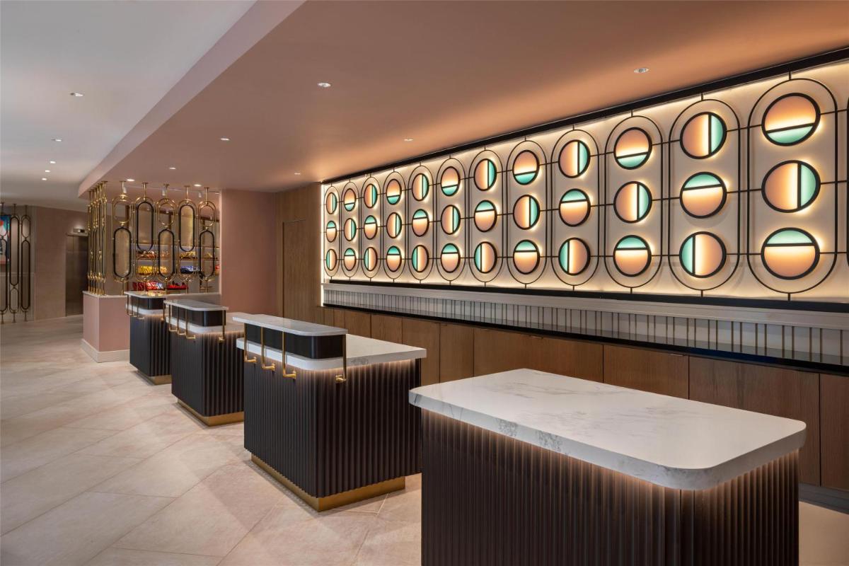 Sonesta Miami Airport - image 4