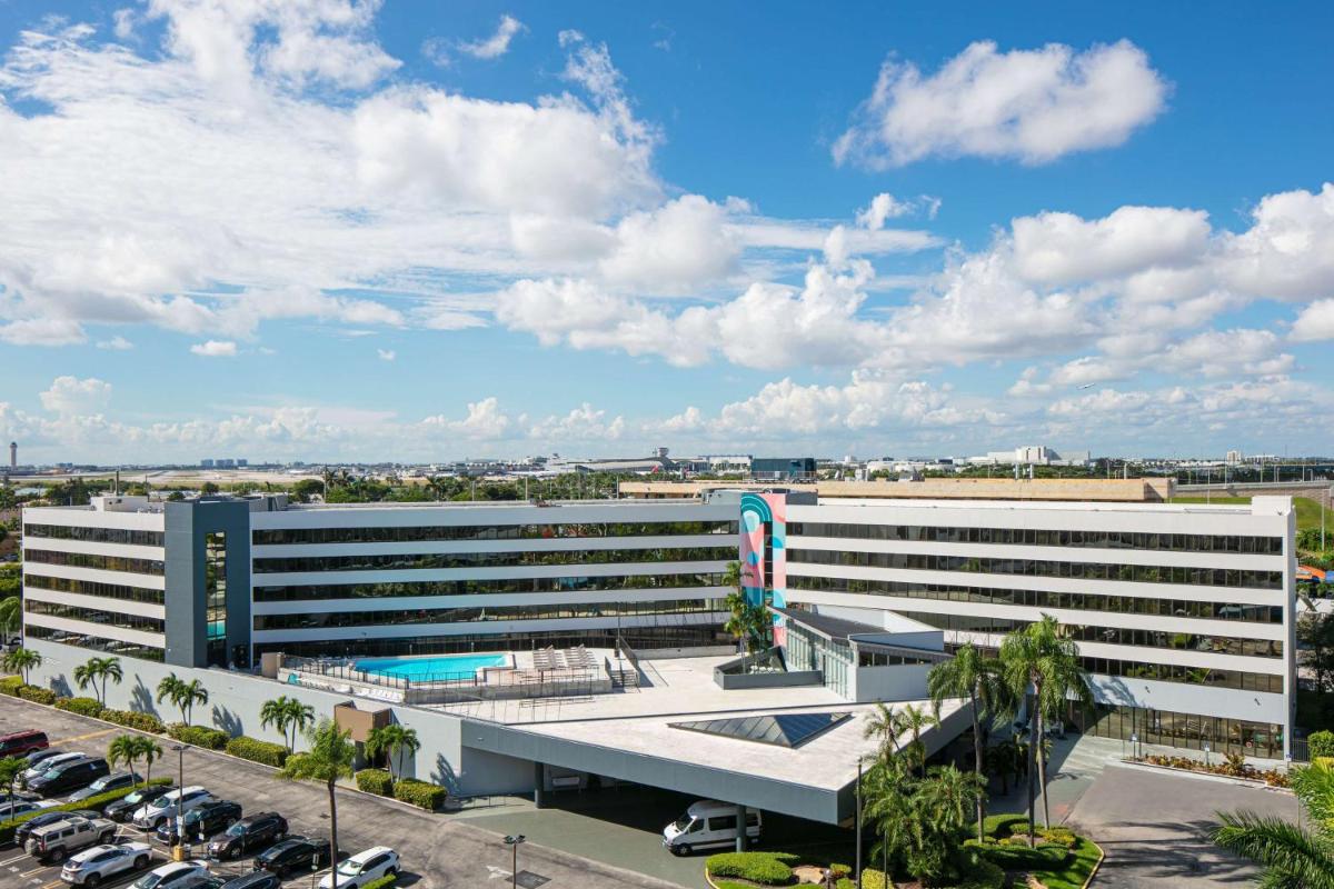 Sonesta Miami Airport - image 5