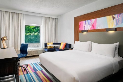 Aloft Miami Dadeland - image 14