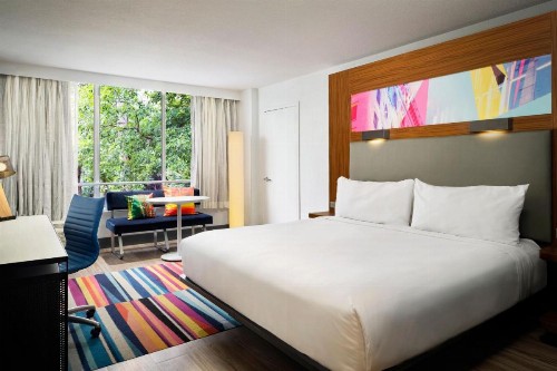 Aloft Miami Dadeland - image 15