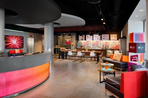Aloft Miami Dadeland - image 2
