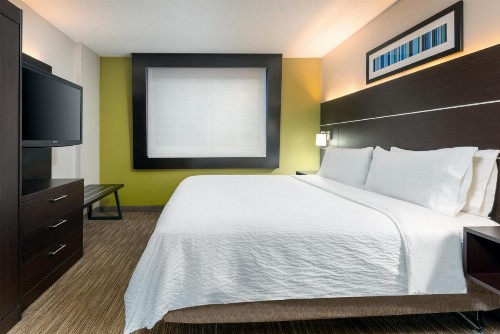 Holiday Inn Express Miami Airport Doral Area an IHG Hotel - image 24