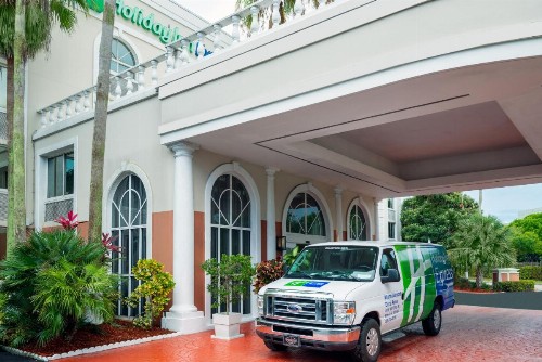 Holiday Inn Express Miami Airport Doral Area an IHG Hotel - image 26