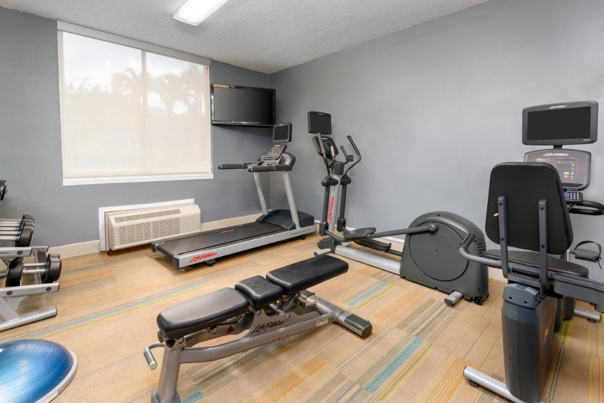 Holiday Inn Express Miami Airport Doral Area an IHG Hotel - image 5