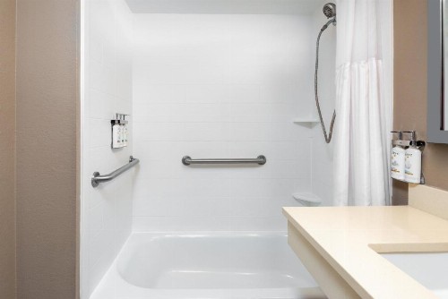 Holiday Inn Hotel Miami-Doral Area an IHG Hotel - image 25