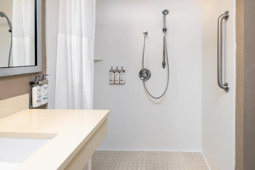 Holiday Inn Hotel Miami-Doral Area an IHG Hotel - image 28