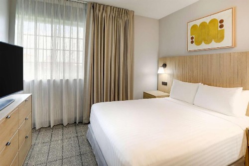 Sonesta Simply Suites Miami Airport - image 11