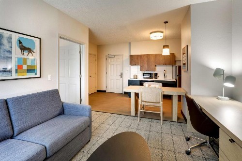 Sonesta Simply Suites Miami Airport - image 15