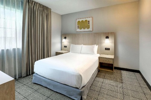 Sonesta Simply Suites Miami Airport - image 17