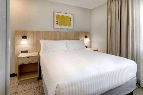 Sonesta Simply Suites Miami Airport - image 21