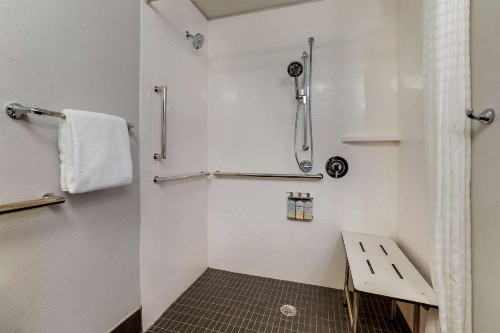 Sonesta Simply Suites Miami Airport - image 29