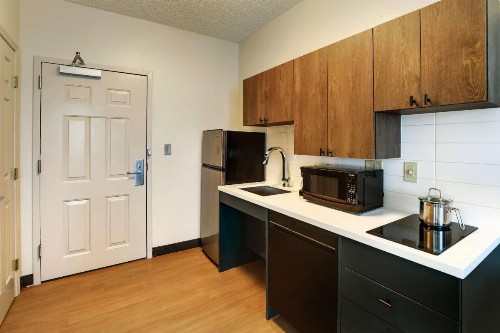 Sonesta Simply Suites Miami Airport - image 31
