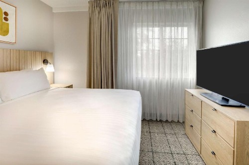 Sonesta Simply Suites Miami Airport - image 7