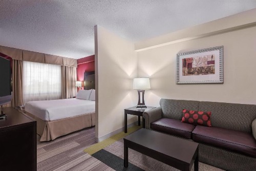 Holiday Inn Express Hotel & Suites Kendall East-Miami an IHG Hotel - image 14