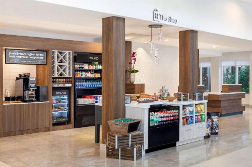Hilton Garden Inn Miami Airport West - image 16