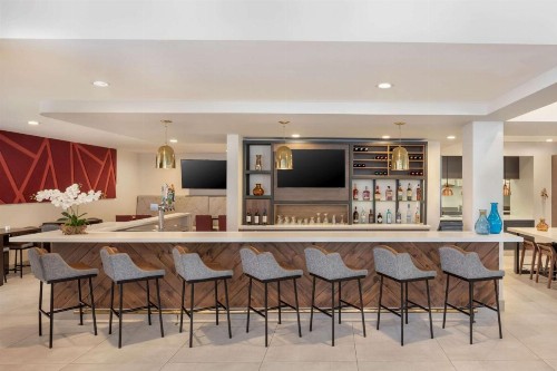 Hilton Garden Inn Miami Airport West - image 2