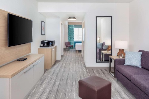 Hilton Garden Inn Miami Airport West - image 7