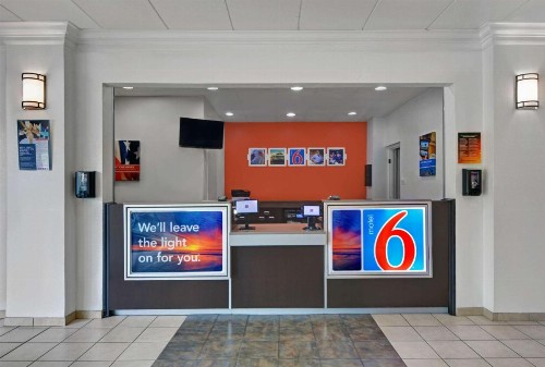 Motel 6-Cutler Bay FL - image 25