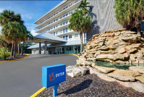 Motel 6-Cutler Bay FL - image 4