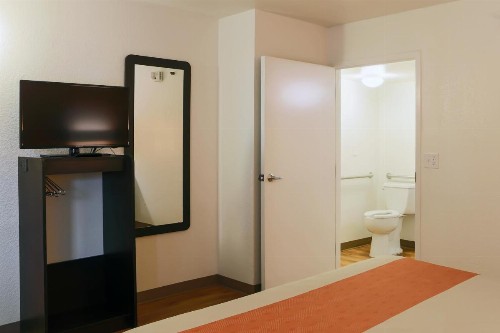 Motel 6-Cutler Bay FL - image 45